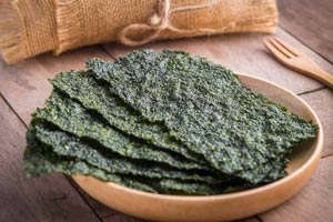 El alga nori que comes con el sushi es excelente ¿quieres saber por qué?