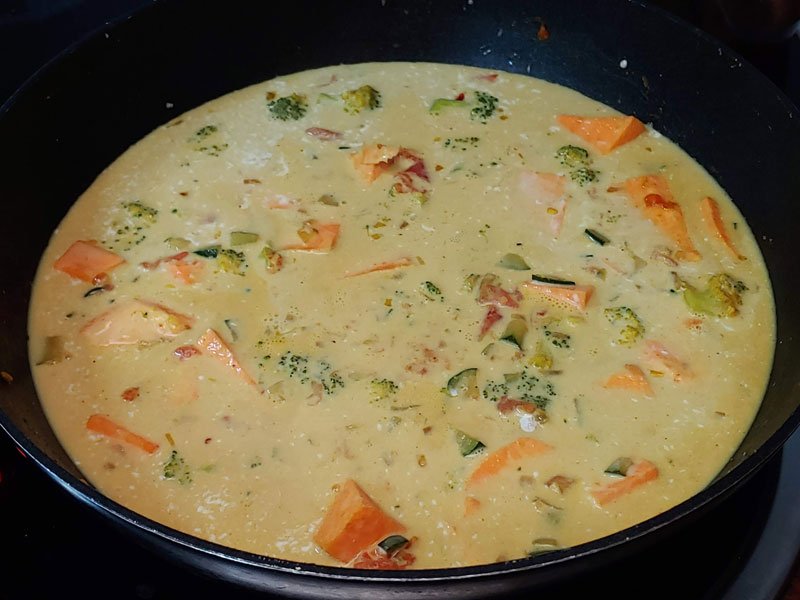 Curry de vegetales con leche de coco receta vegana