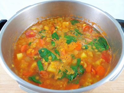 Sopa de lentejas y verduras